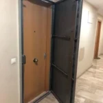 alquiler puerta anti okupas